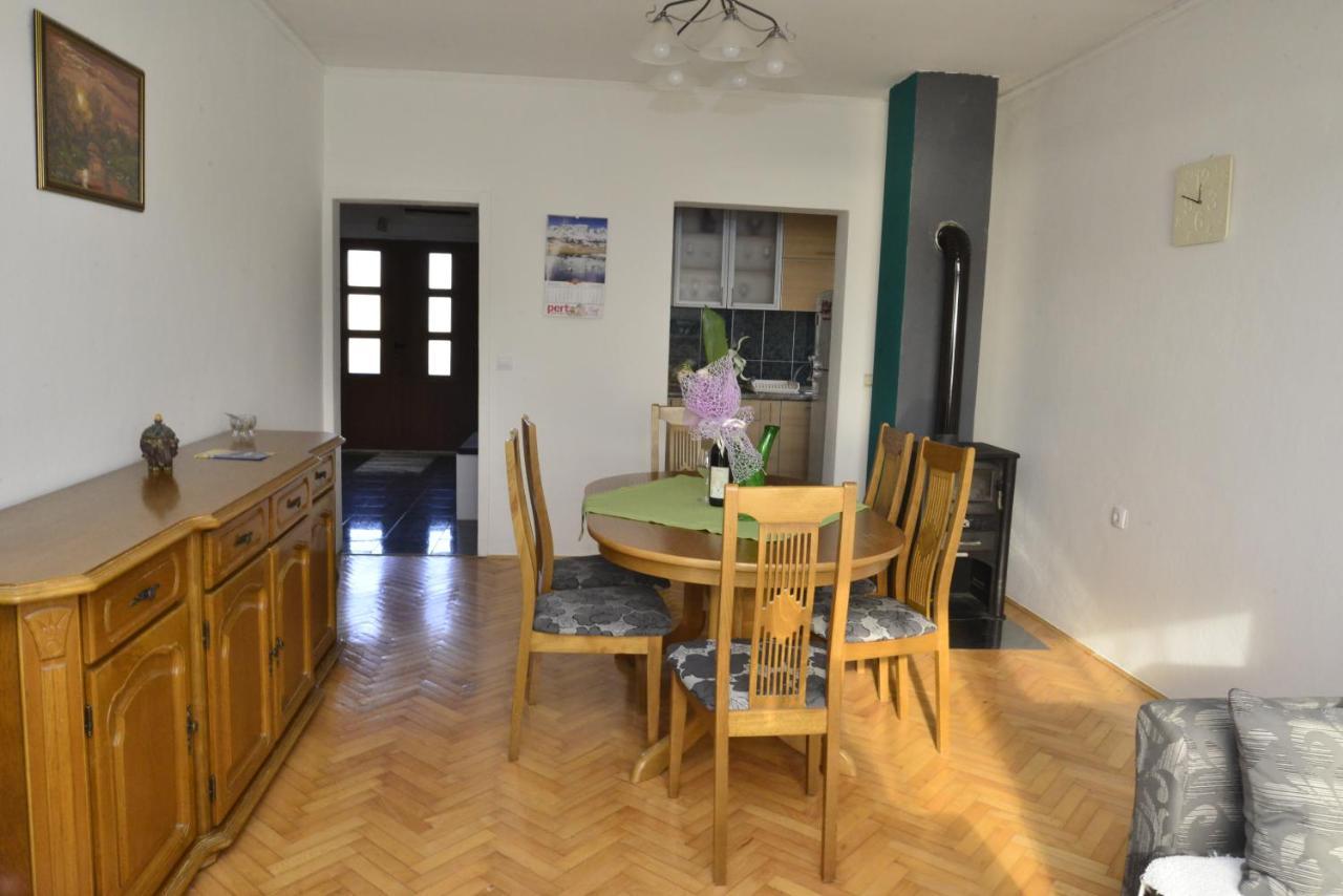 House Sarovic Apartment Tivat Bagian luar foto