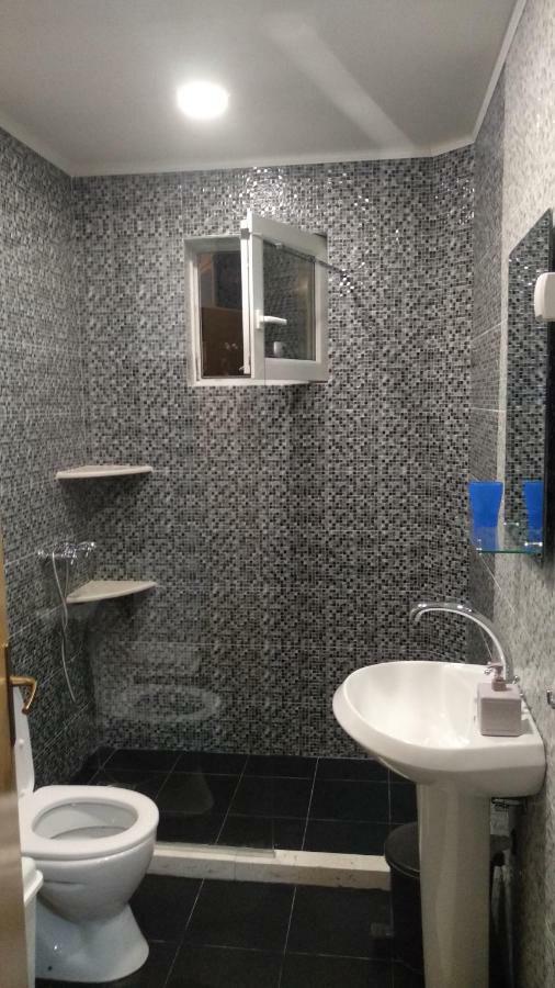 House Sarovic Apartment Tivat Bagian luar foto